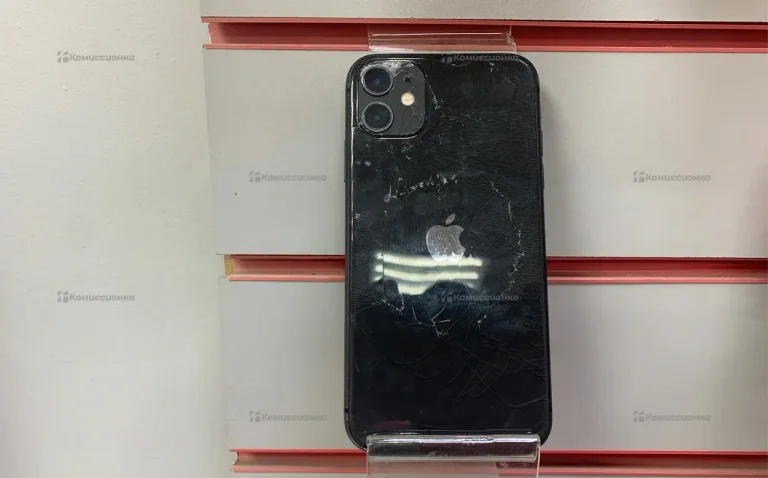 Apple iPhone 11 4/64 ГБ