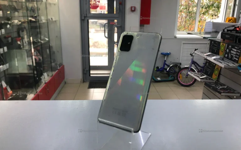 Samsung Galaxy A51 4/64 ГБ