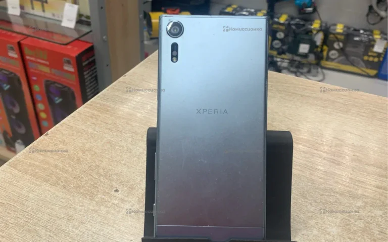 Sony Xperia XZs 4/64 ГБ