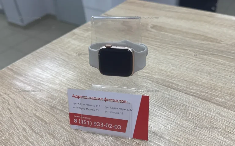 Часы Apple Watch SE 40mm