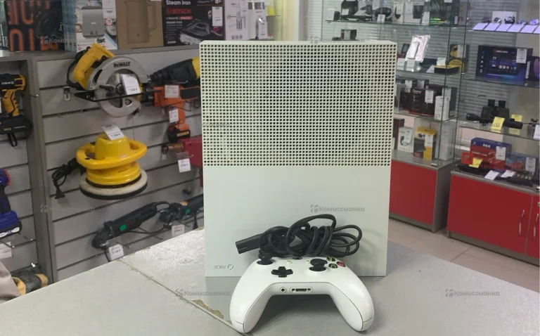 Приставка Xbox One S 500 ГБ