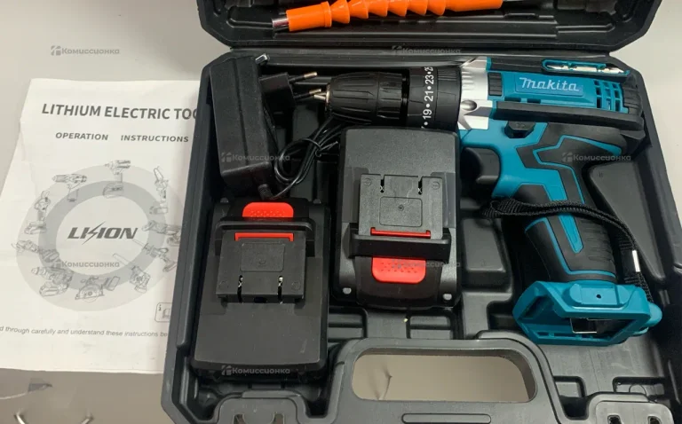 Шуруповерт Makita