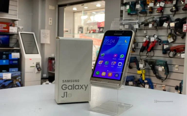 Samsung Galaxy J1 1/8 ГБ