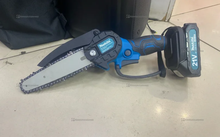 Сучкорез аккумуляторный Makita
