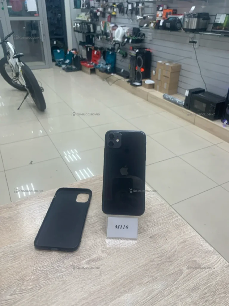 Apple iPhone 11 4/64 ГБ