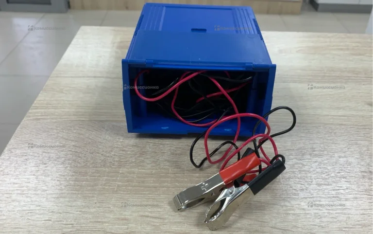 Зарядное устройство для аккумулятора