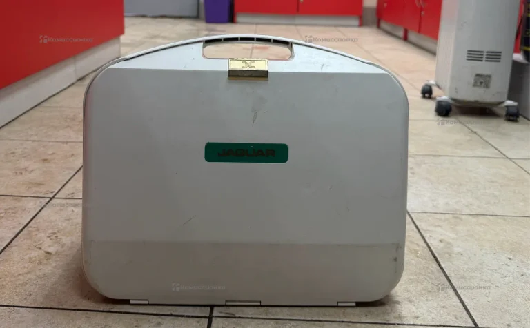 Швейная машина  jaguar 596