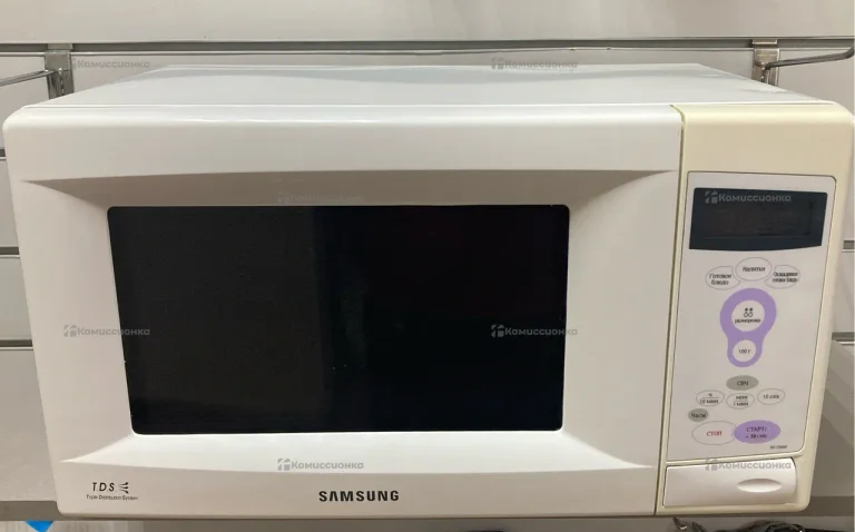 Микроволновая печь  Samsung  M1736NR