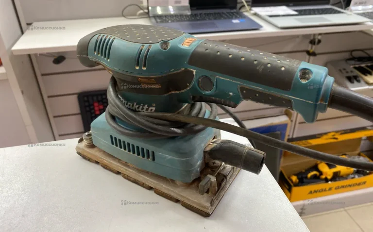 Шлифовальная Машинка Makita BO3711