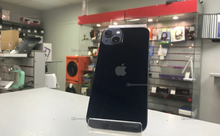 Apple iPhone 13 4/256 ГБ
