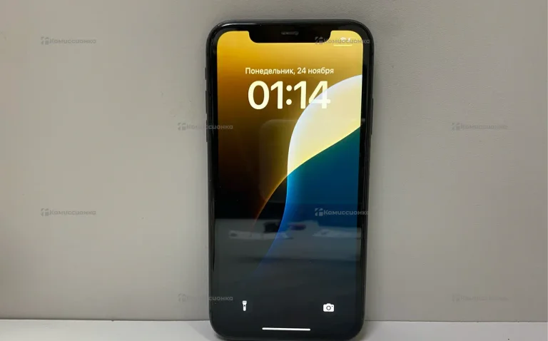 Apple iPhone 11 4/128 ГБ