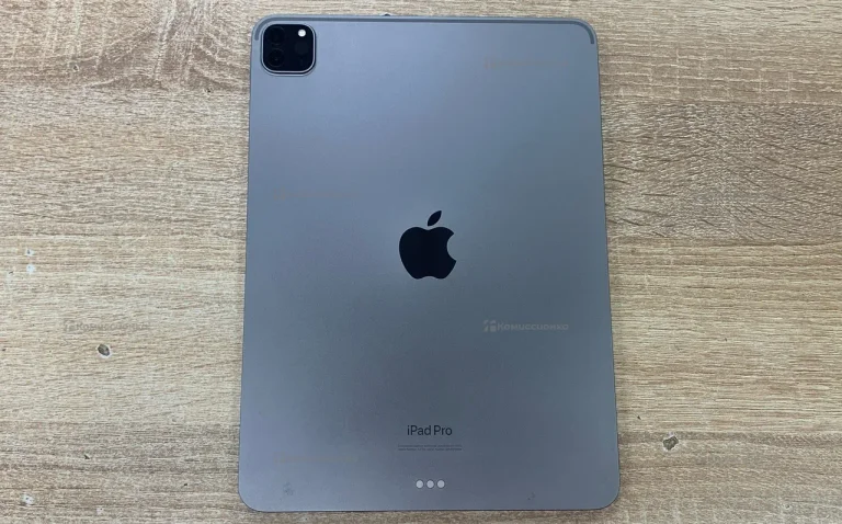 Планшет Apple iPad Pro 11 (2022) 128 ГБ Wi-Fi