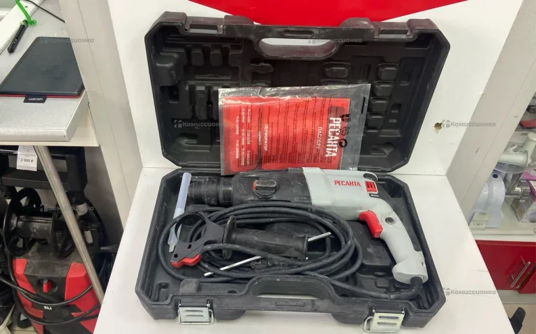 Перфоратор Ресанта П-28-800К