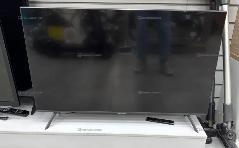 Телевизор Samsung UE43AU7170U