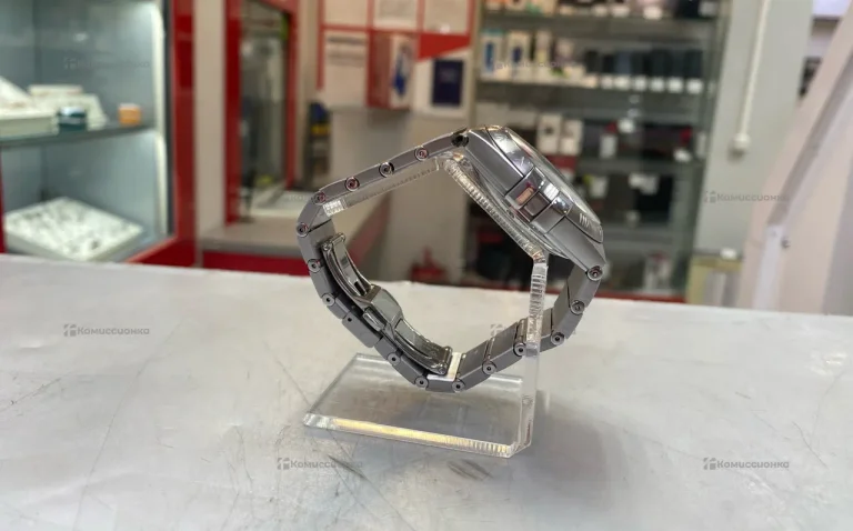 Часы  Omega CO-AXIAL 8500