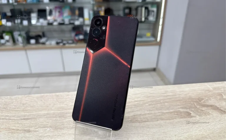Tecno Pova 4 8/128 ГБ