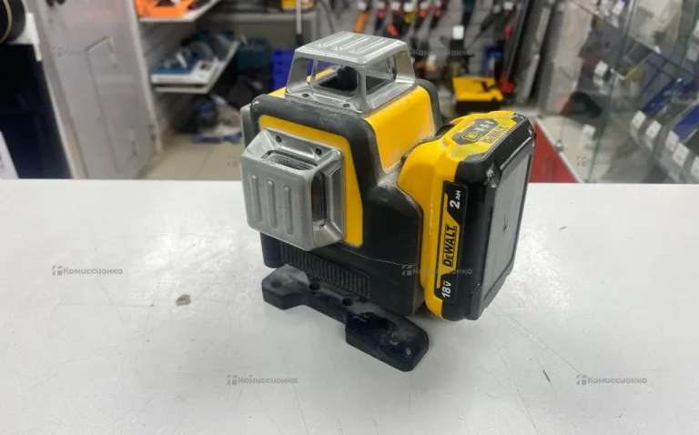 Лазерный уровень Dewalt (Replica)