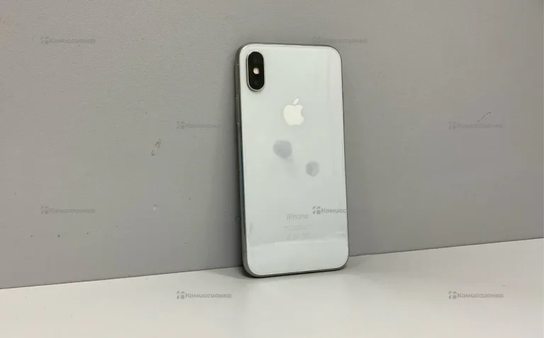 Apple iPhone X 3/64 ГБ