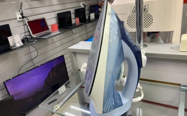 Утюг Philips DST5020