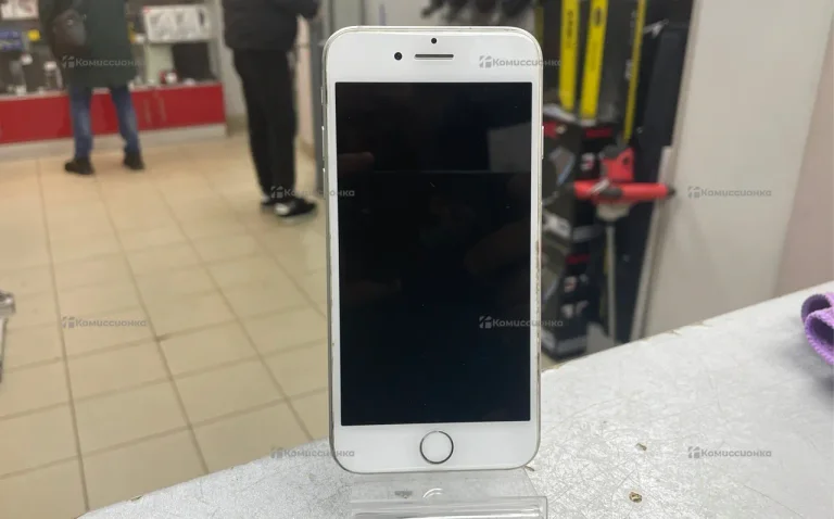 Apple iPhone 7 2/32 ГБ
