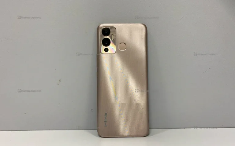 Infinix Hot 12 Play 4/64 ГБ