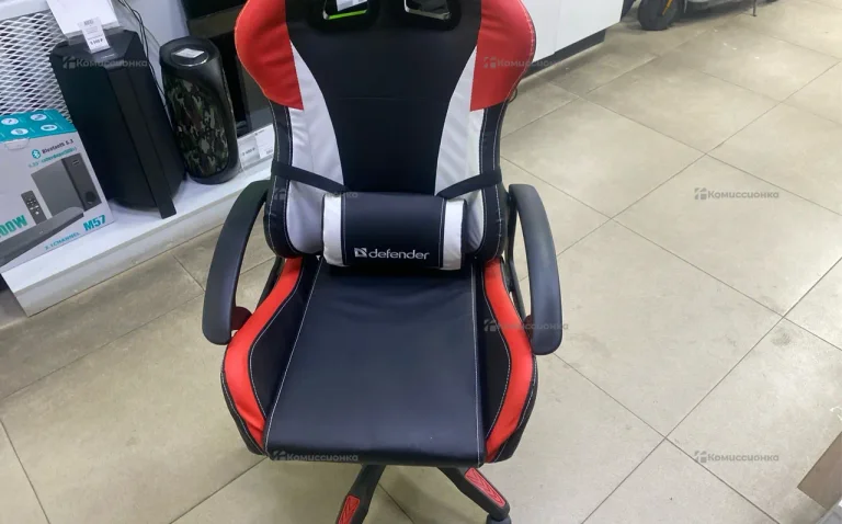 Компьютерное кресло defender