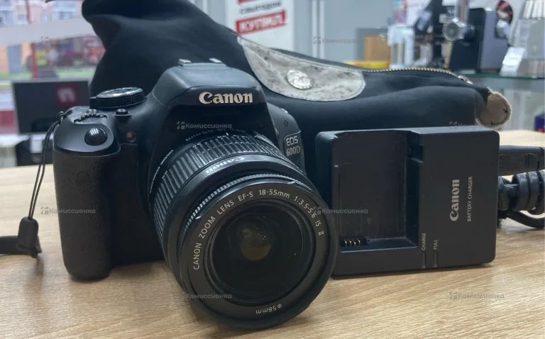 Фотоаппарат  Canon EOS 600D