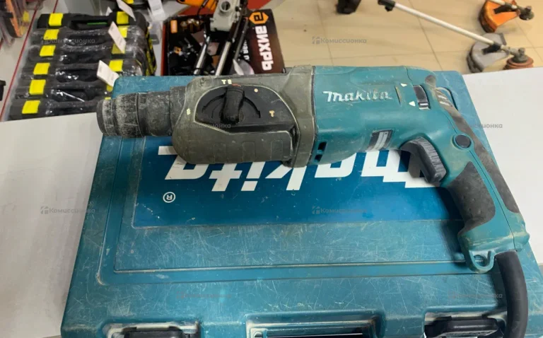 Перфоратор makita HR2470