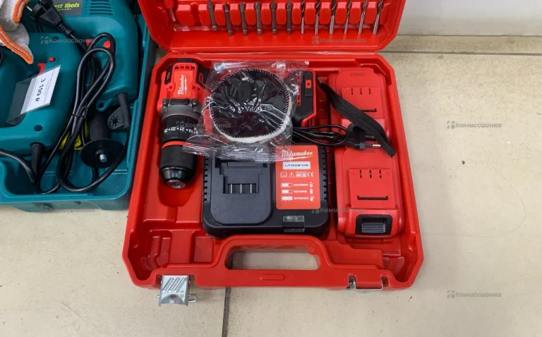 аккумуляторный Дрель Шуруповерт Milwaukee