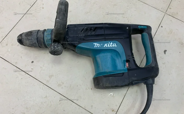 Отбойный молоток makita HM1203C