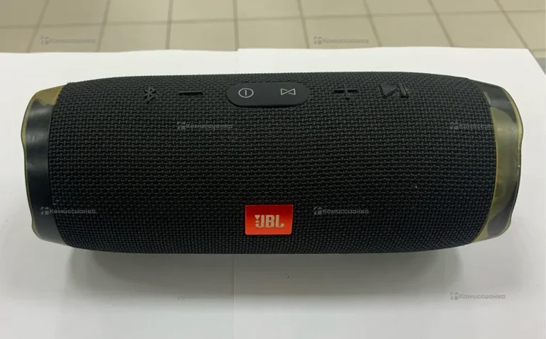 Колонка  JBL charge 3