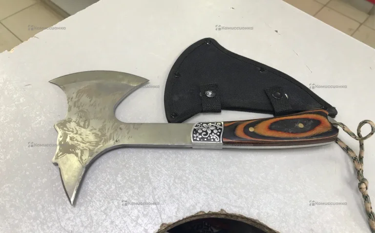 Топор походный волк