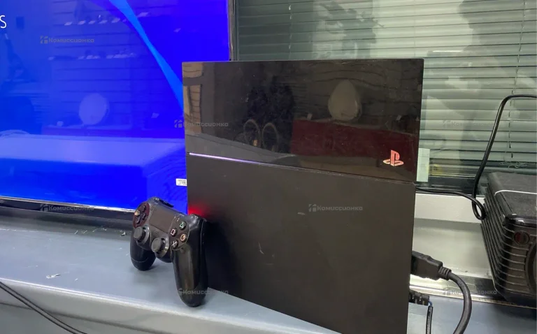 Приставка Sony PlayStation 4 fat500gb
