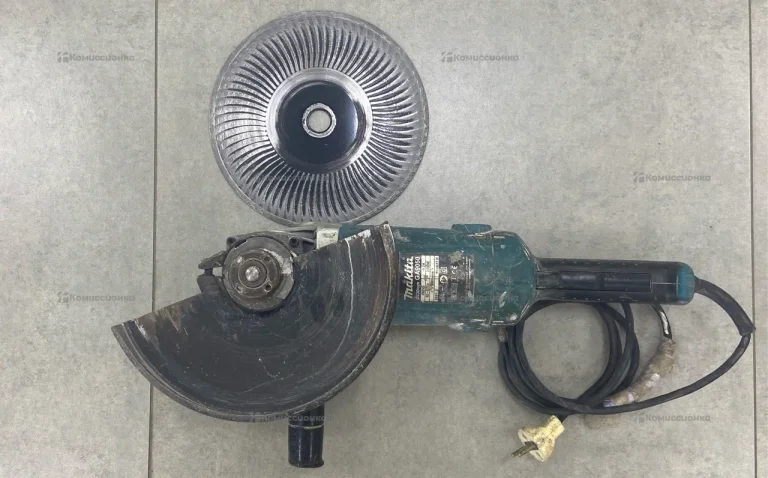 УШМ makita GA9050