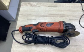 УШМ ЕРМАК УШМ-125/900 (646-186)