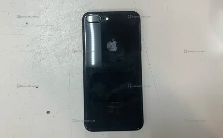 Apple iPhone 8 Plus 3/64 ГБ