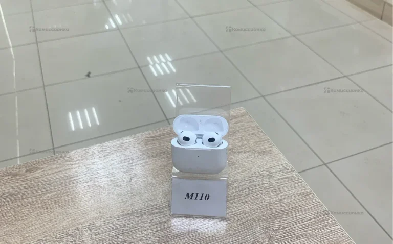 Наушники  AirPods