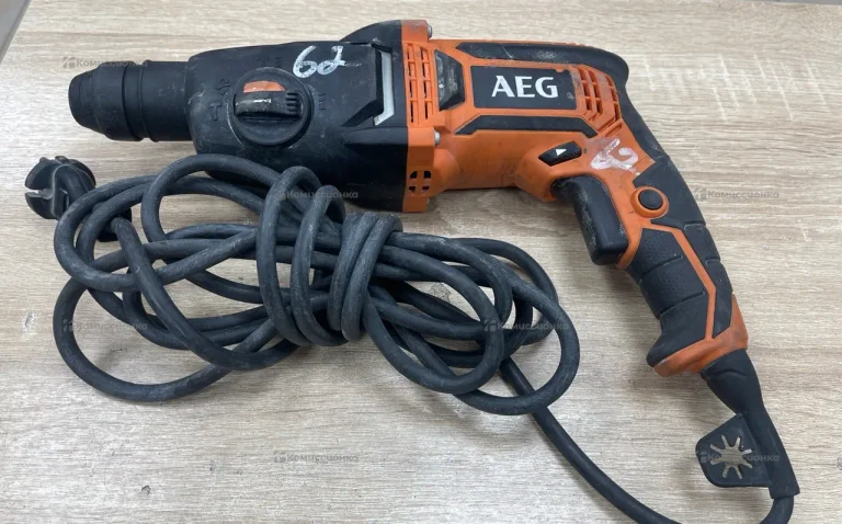 Перфоратор AEG KH 24 IE