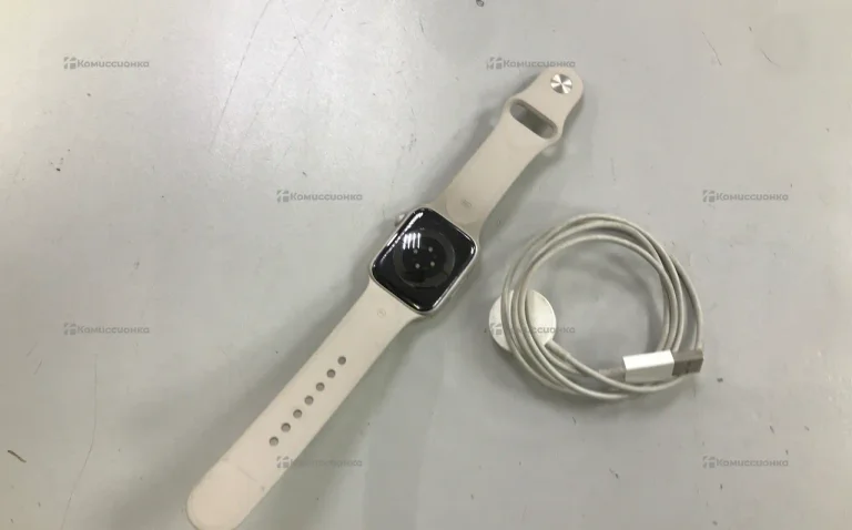 Apple Watch Series 7 45mm