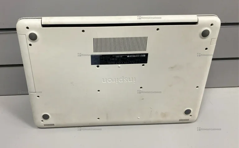Ноутбук Dell i3-6006U/R7 M340/4RAM/HDD