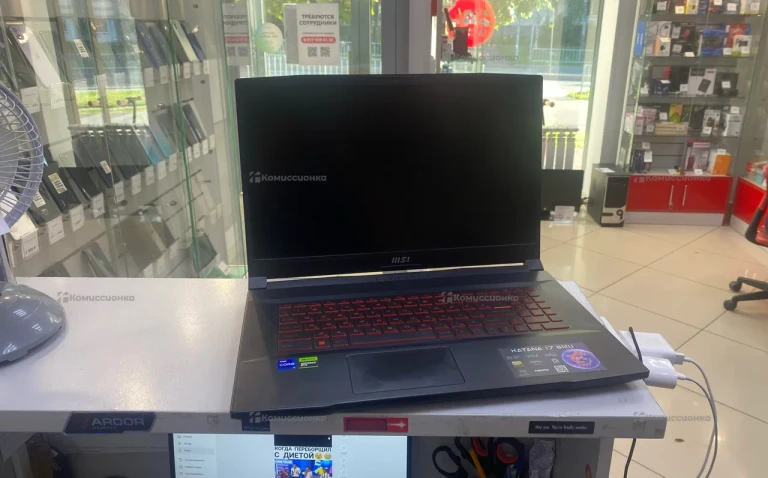 Ноутбук MSI Katana 17 B12UCR-820XRU
