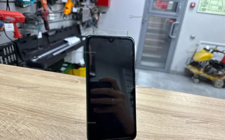 Tecno spark 20c 4/128gb