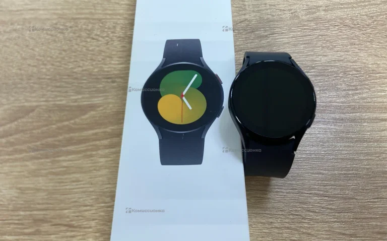 Часы  Samsung Galaxy watch 5 40mm