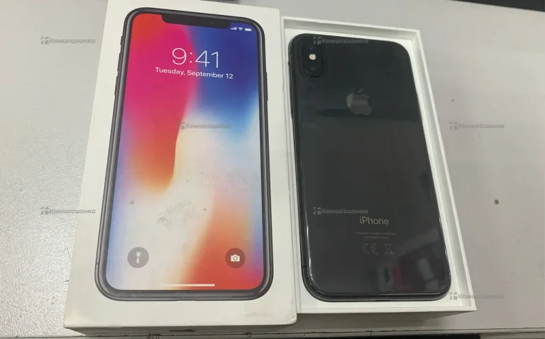 Apple iPhone X 64ГБ