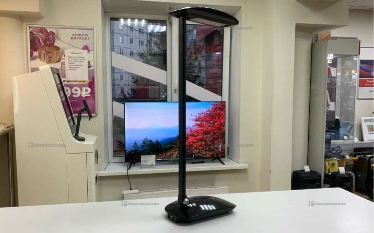 Светильник с зарядкой