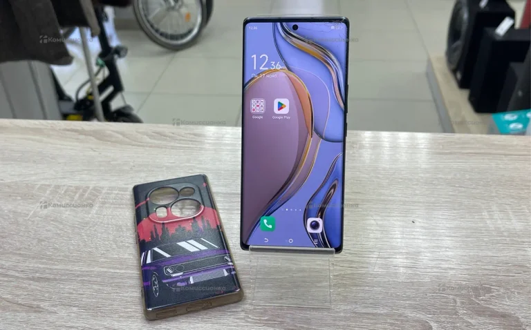 Tecno Phantom X2 8/256 ГБ