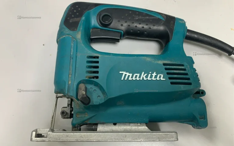 Электролобзик Makita 4329