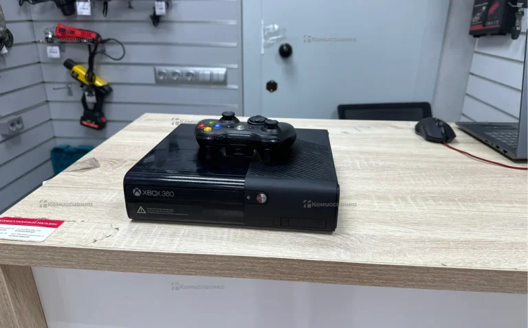 Приставка Xbox 360E 256GB