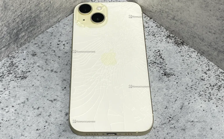 Apple iPhone 15 6/128 ГБ