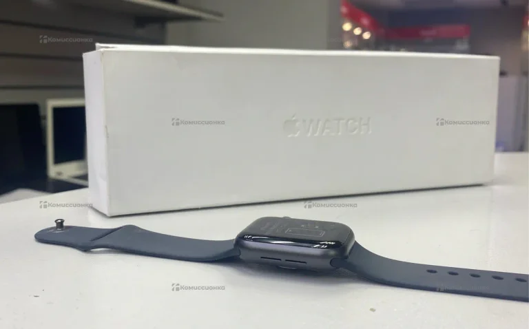 Часы Apple Watch SE Gen 2 2024
